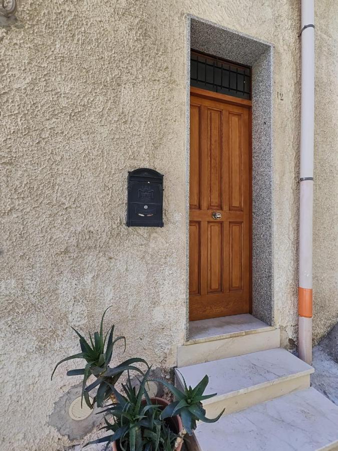 Casa Vacanza Isola Sul Mare Кастеламаре дел Голфо Екстериор снимка
