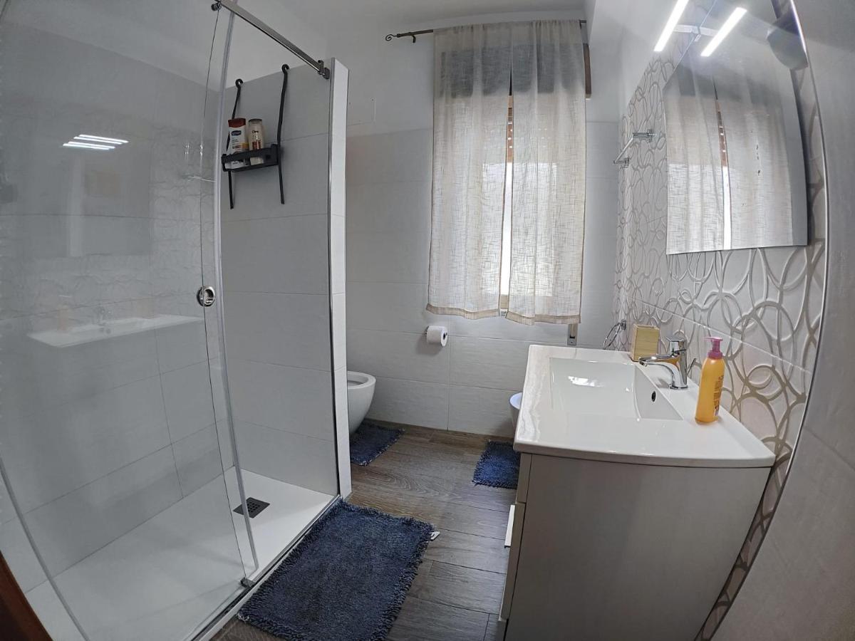 Casa Vacanza Isola Sul Mare Кастеламаре дел Голфо Екстериор снимка