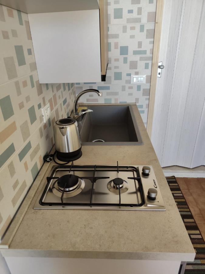 Casa Vacanza Isola Sul Mare Кастеламаре дел Голфо Екстериор снимка