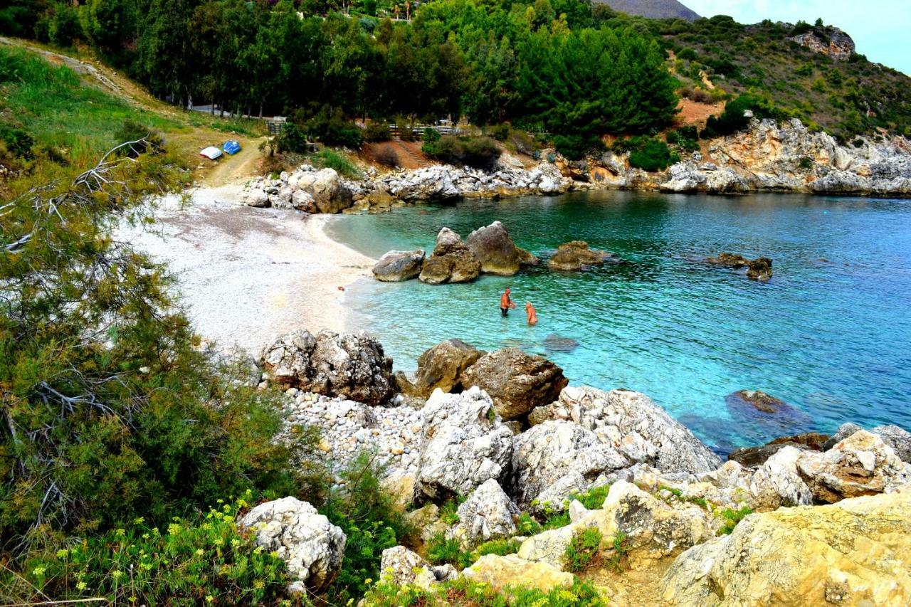 Casa Vacanza Isola Sul Mare Кастеламаре дел Голфо Екстериор снимка
